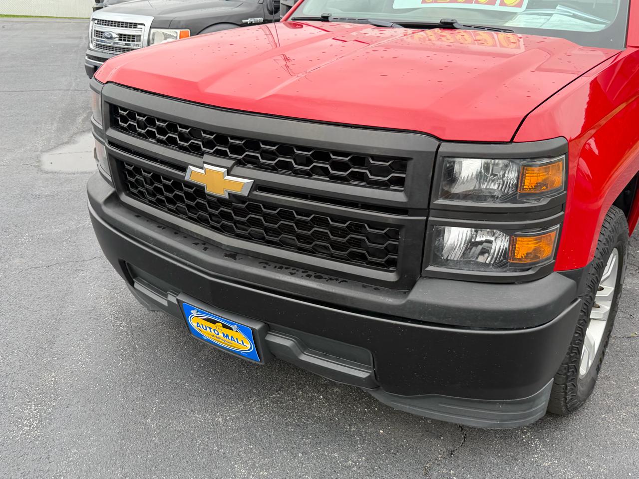 Chevrolet Silverado 1500 2WD Reg Cab 133.0" Work Truck w/1WT 2014