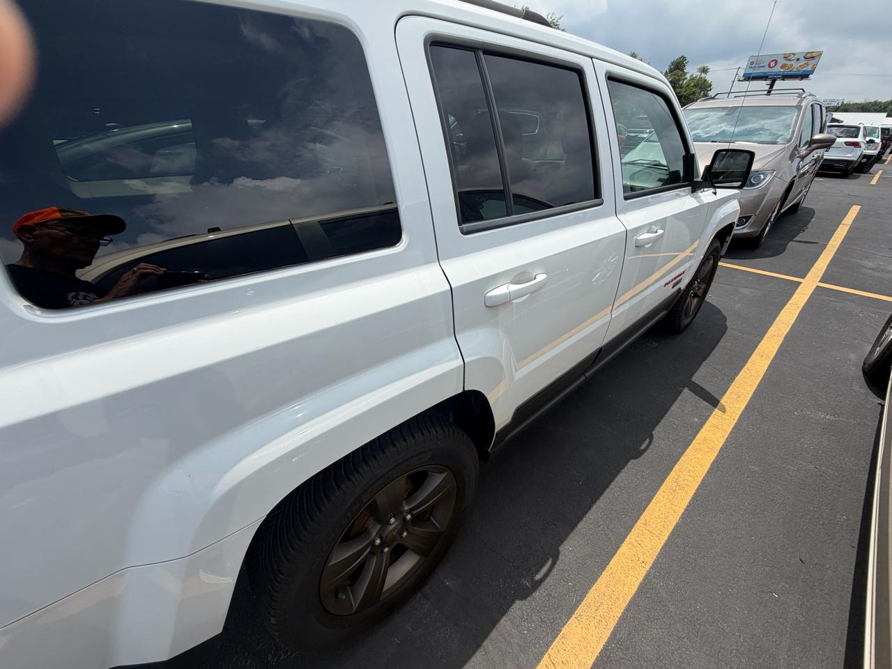 Jeep Patriot FWD 4dr 75th Anniversary 2016