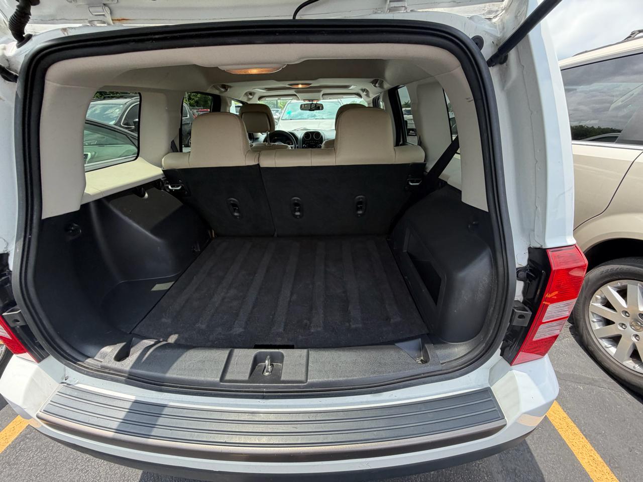 Jeep Patriot FWD 4dr 75th Anniversary 2016
