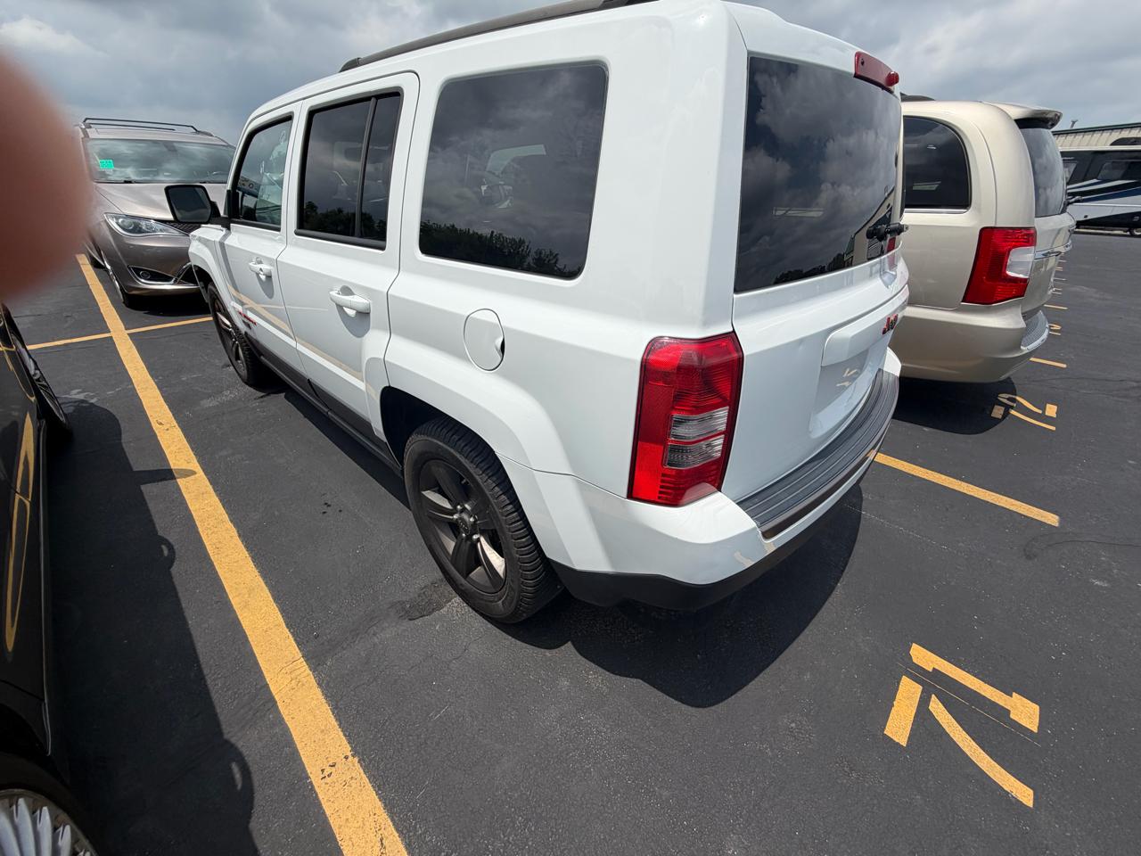 Jeep Patriot FWD 4dr 75th Anniversary 2016