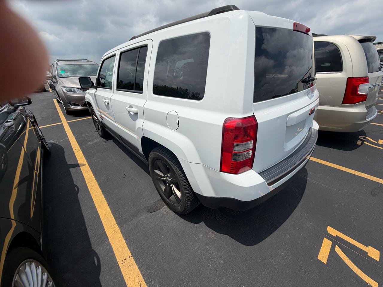 Jeep Patriot FWD 4dr 75th Anniversary 2016