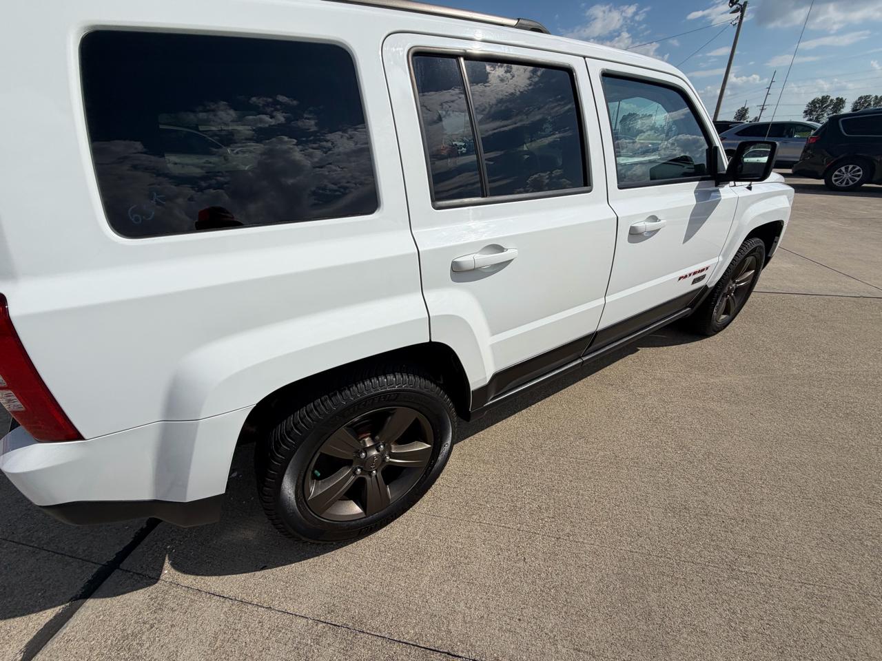 Jeep Patriot FWD 4dr 75th Anniversary 2016