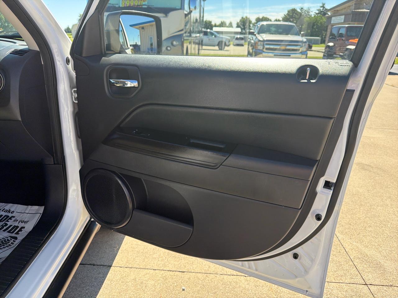 Jeep Patriot FWD 4dr 75th Anniversary 2016