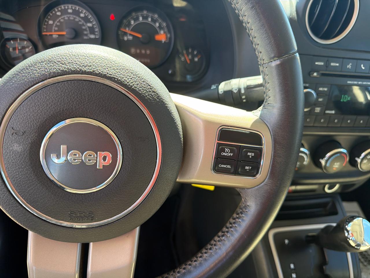Jeep Patriot FWD 4dr 75th Anniversary 2016