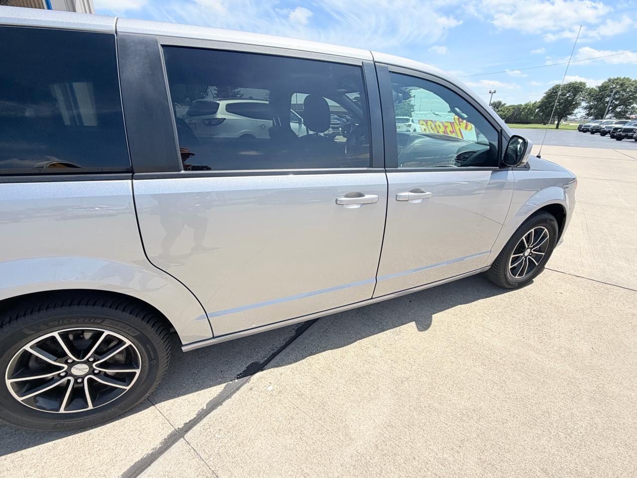 Dodge Grand Caravan SXT Wagon 2019