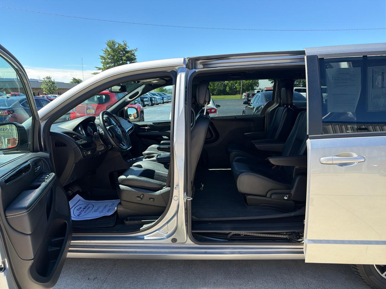 Dodge Grand Caravan SXT Wagon 2019