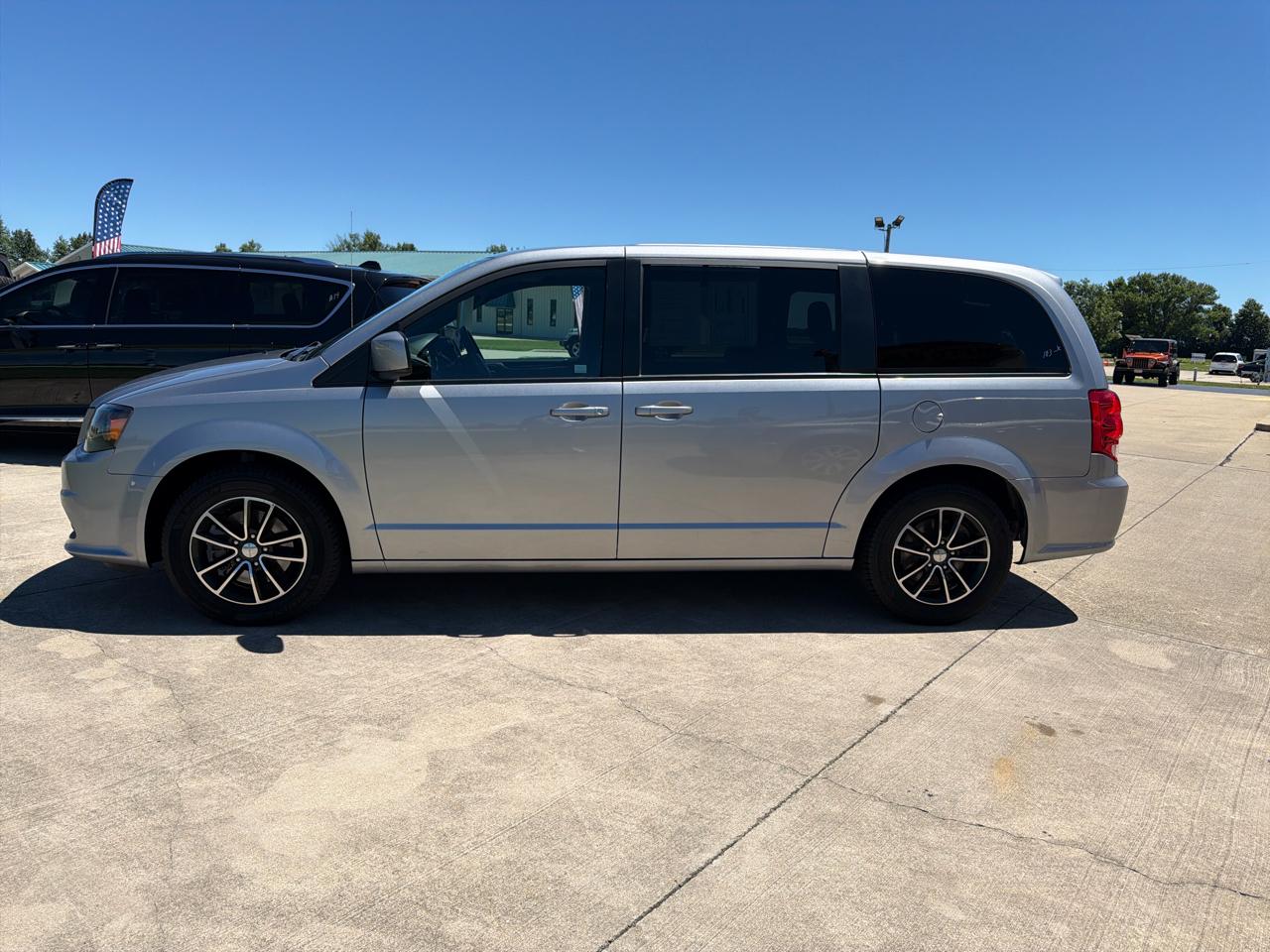 Dodge Grand Caravan SXT Wagon 2019
