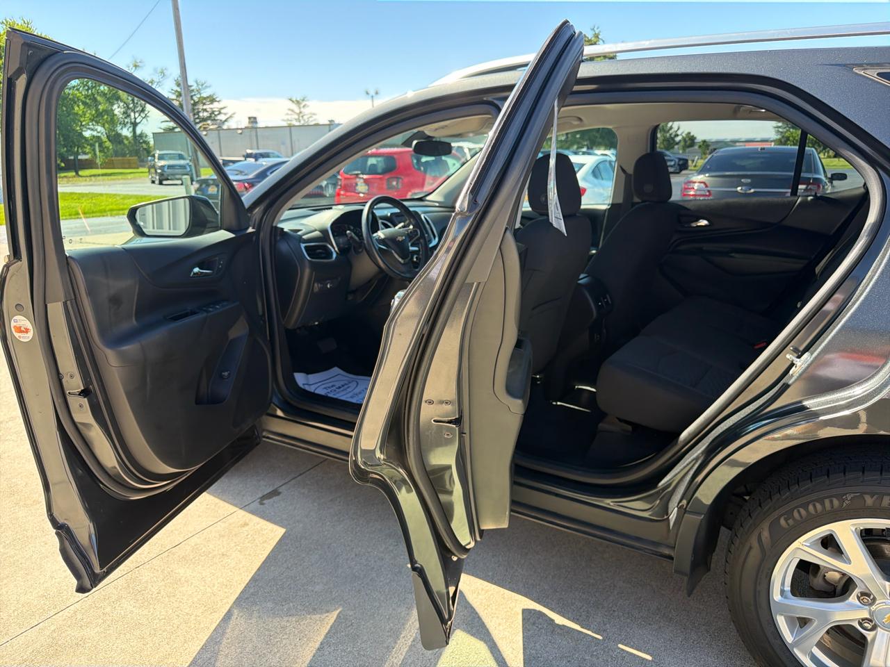 Chevrolet Equinox AWD 4dr LT w/2LT 2019
