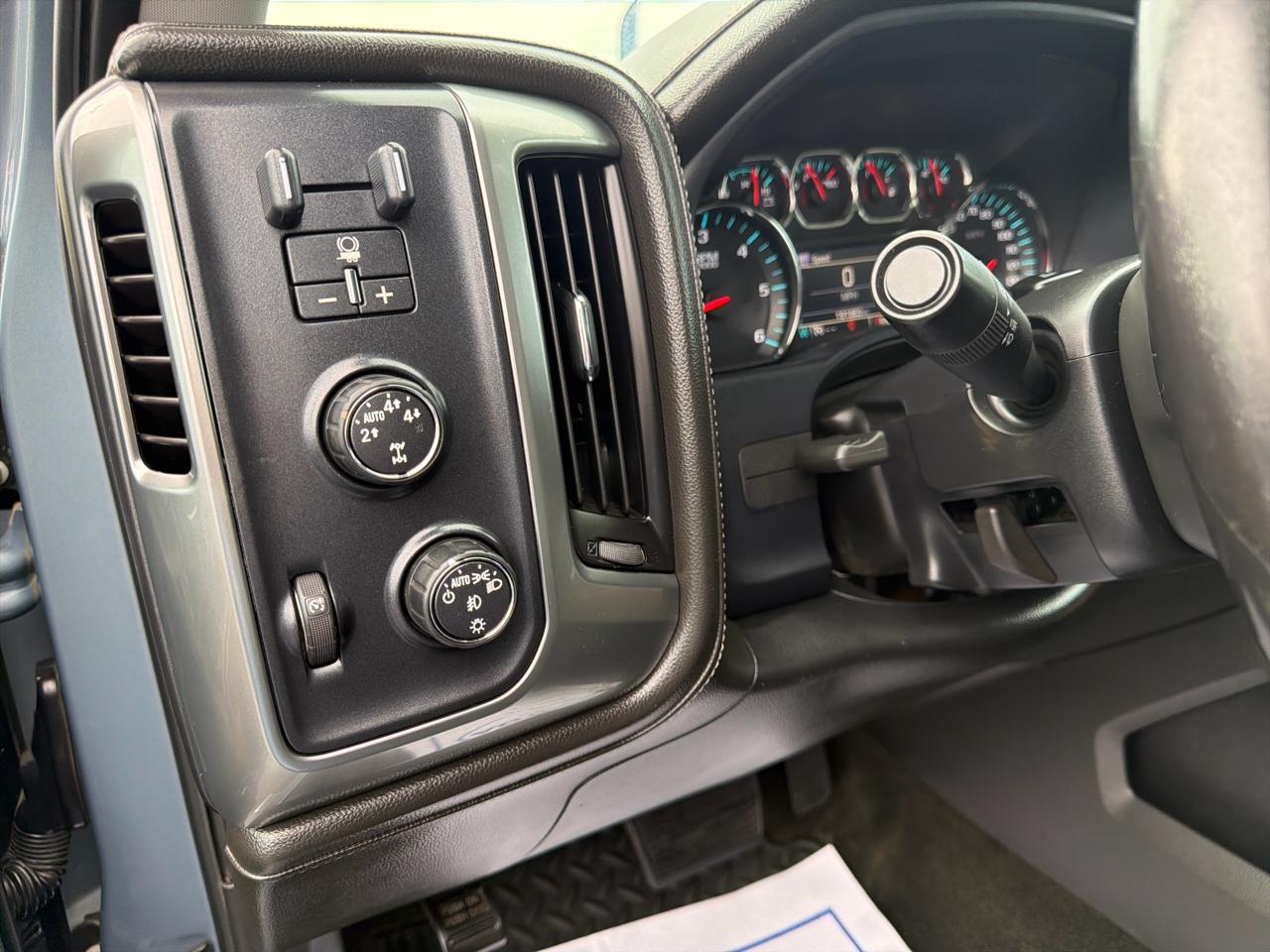 Chevrolet Silverado 1500 4WD Crew Cab 143.5" LTZ w/1LZ 2016