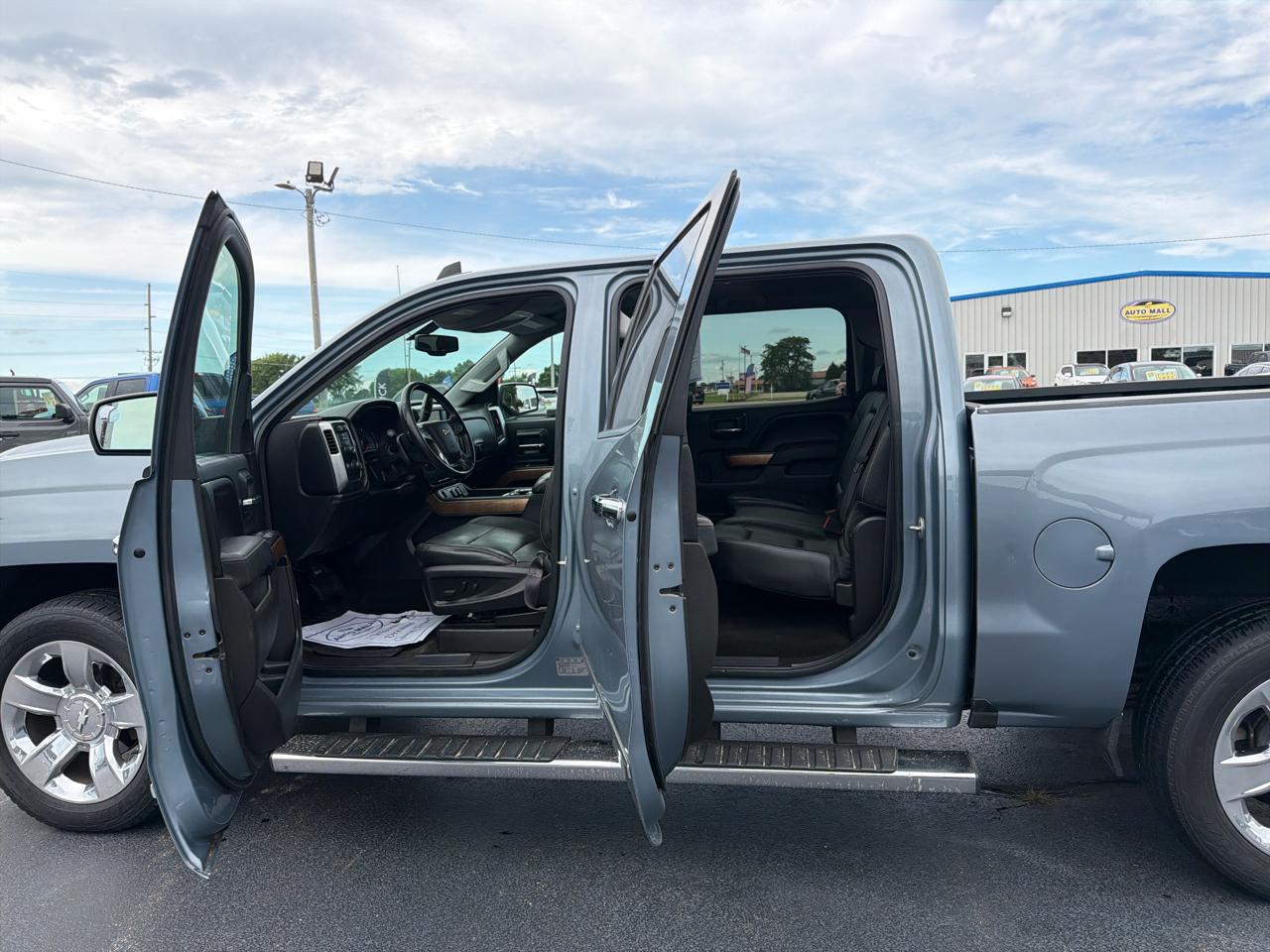 Chevrolet Silverado 1500 4WD Crew Cab 143.5" LTZ w/1LZ 2016