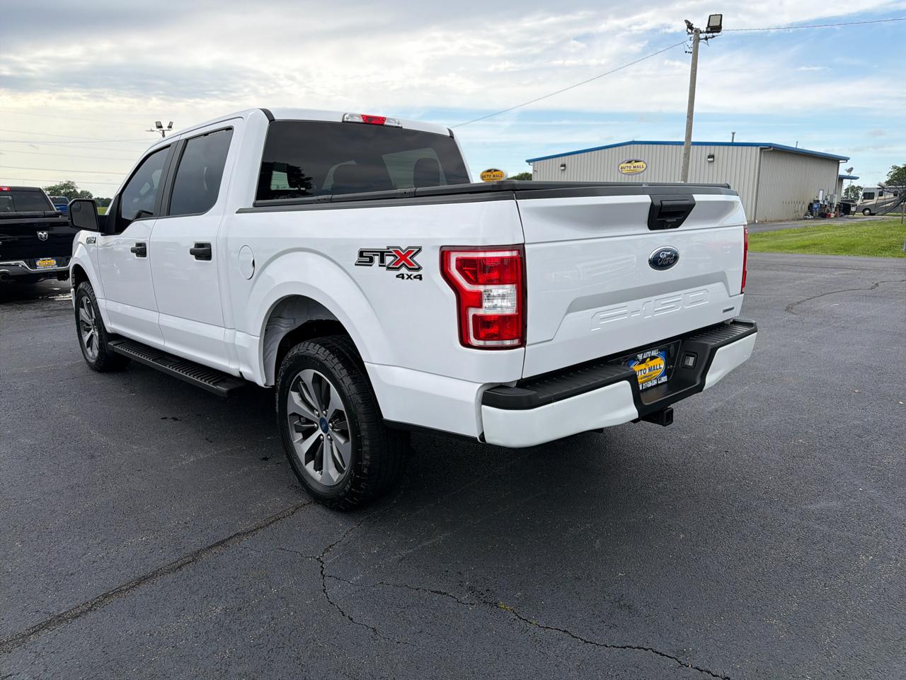 Ford F-150 4WD SuperCrew 145" XL 2020