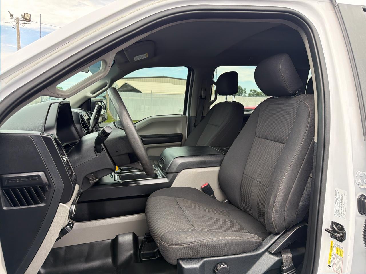 Ford F-150 4WD SuperCrew 145" XL 2020