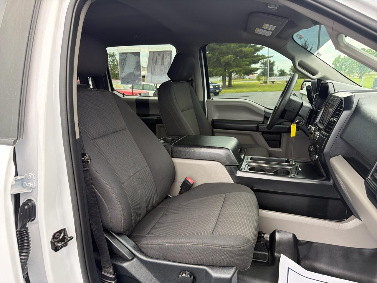 Ford F-150 4WD SuperCrew 145" XL 2020