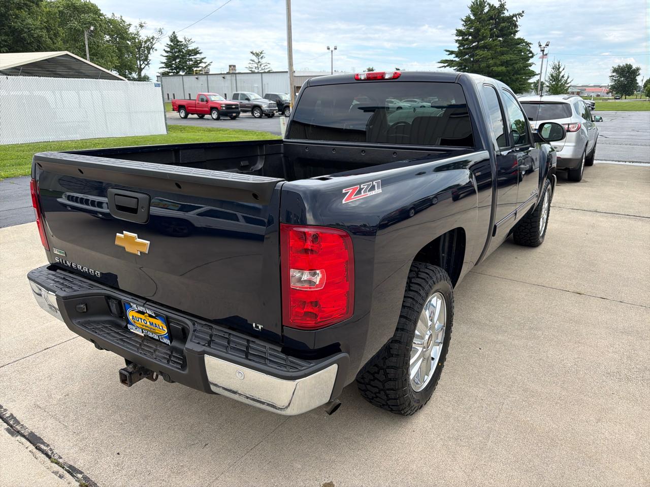 Chevrolet Silverado 1500 2WD Ext Cab 143.5" LT 2012