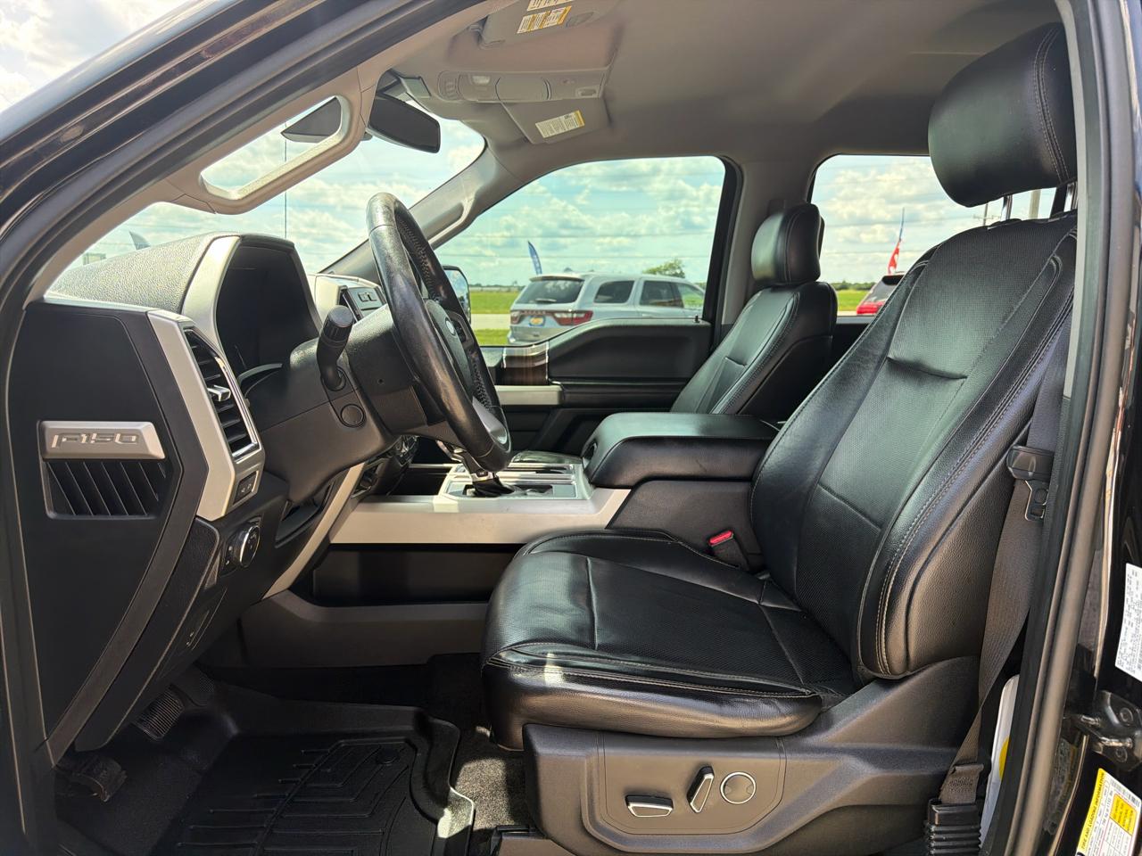 Ford F-150 Lariat SuperCrew 4WD 2017
