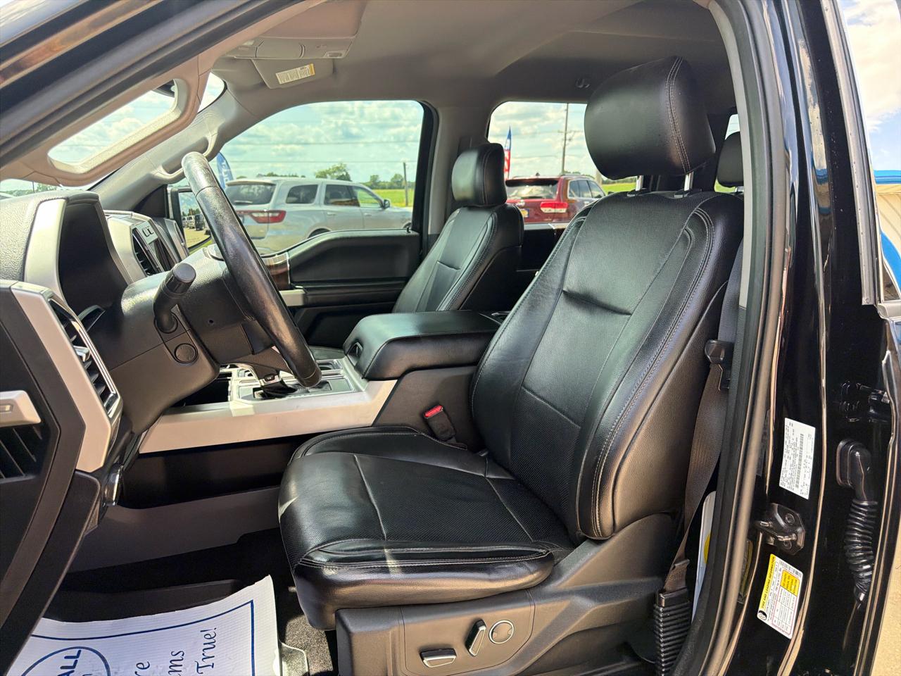 Ford F-150 Lariat SuperCrew 4WD 2017