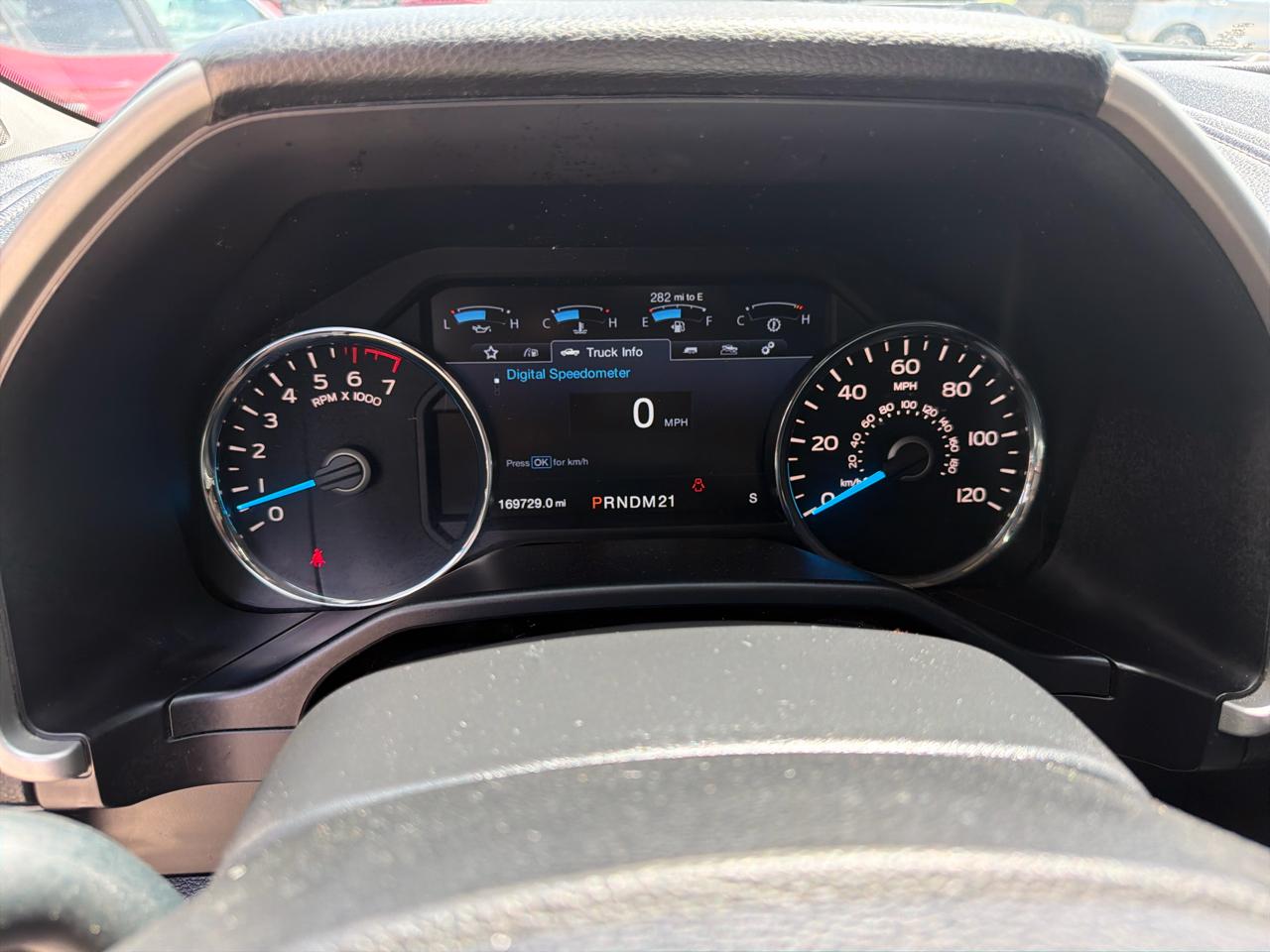 Ford F-150 Lariat SuperCrew 4WD 2017
