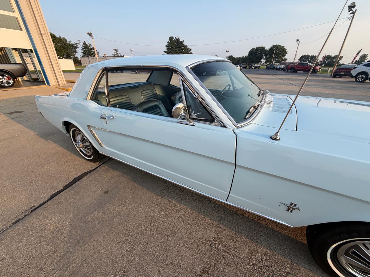 Ford Mustang 2dr Coupe 1965