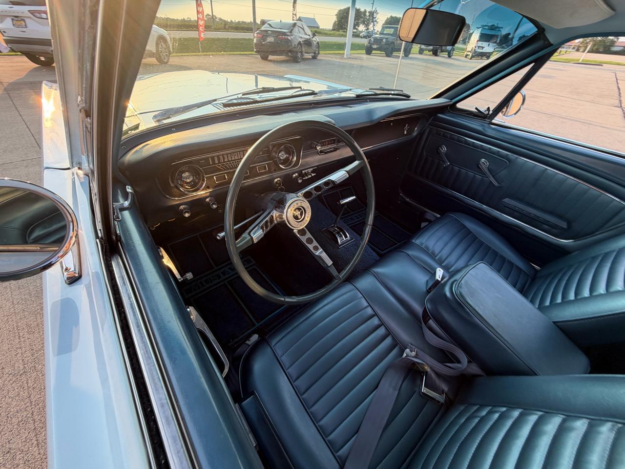 Ford Mustang 2dr Coupe 1965