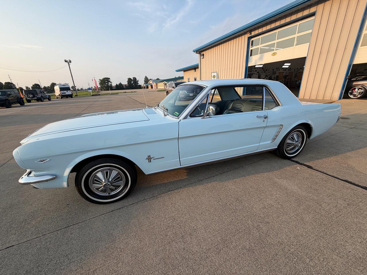 Ford Mustang 2dr Coupe 1965