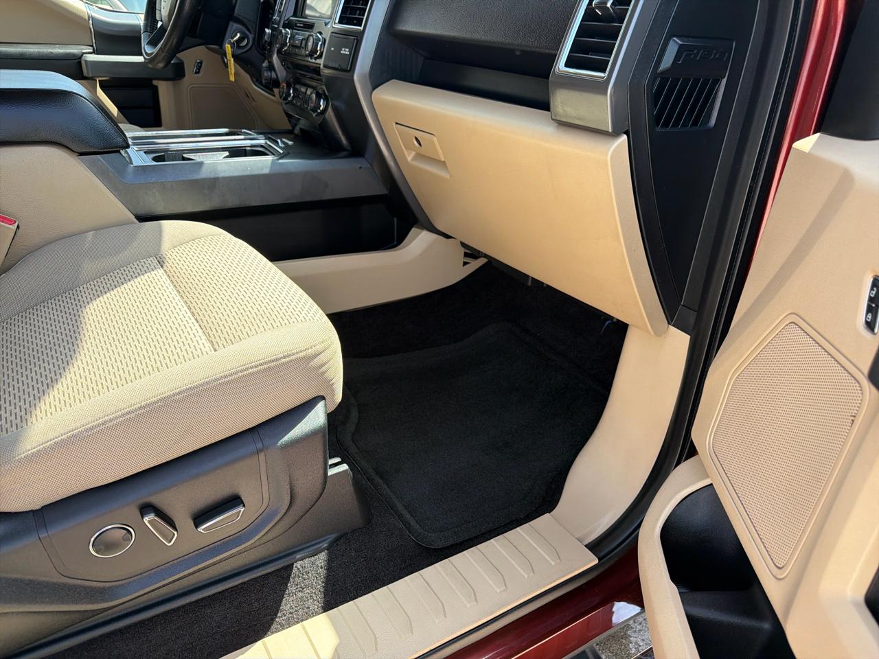 Ford F-150 4WD SuperCrew 145" XLT 2016