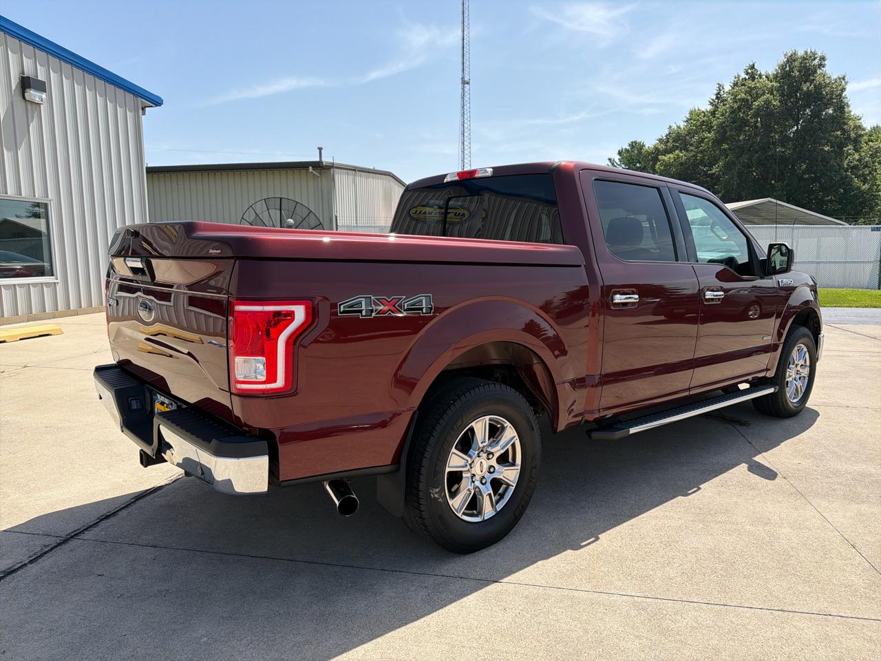 Ford F-150 4WD SuperCrew 145" XLT 2016