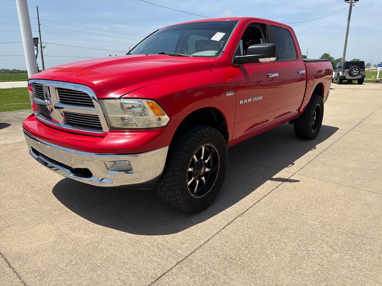 RAM 1500 4WD Crew Cab 140.5" Big Horn 2011