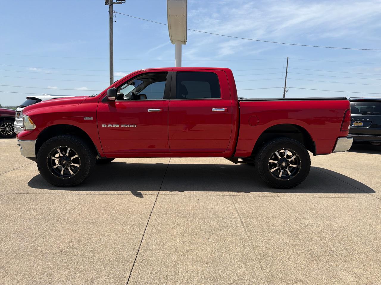 RAM 1500 4WD Crew Cab 140.5" Big Horn 2011