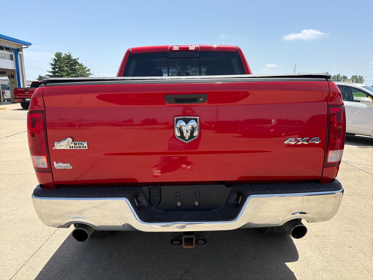 RAM 1500 4WD Crew Cab 140.5" Big Horn 2011