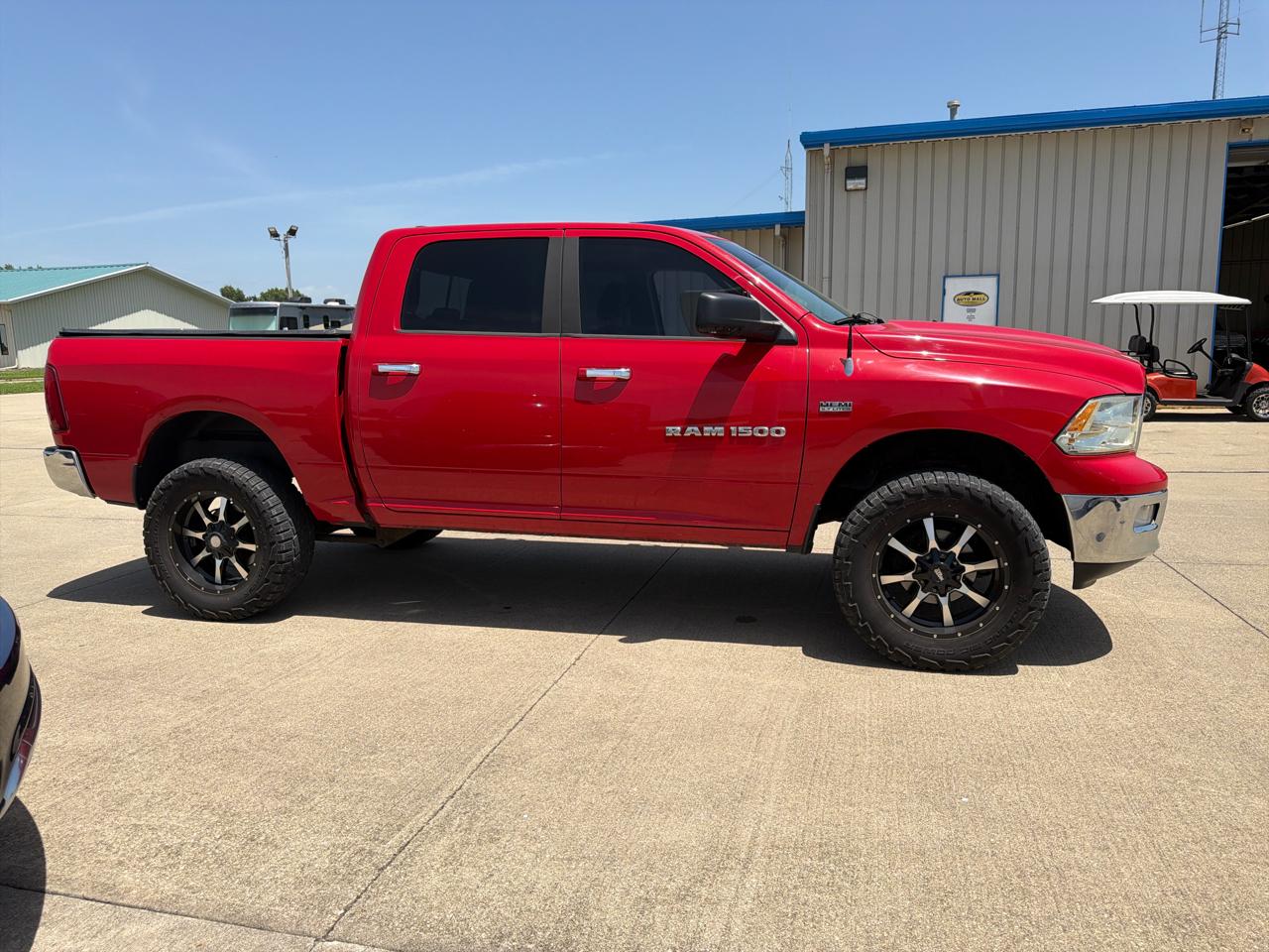 RAM 1500 4WD Crew Cab 140.5" Big Horn 2011