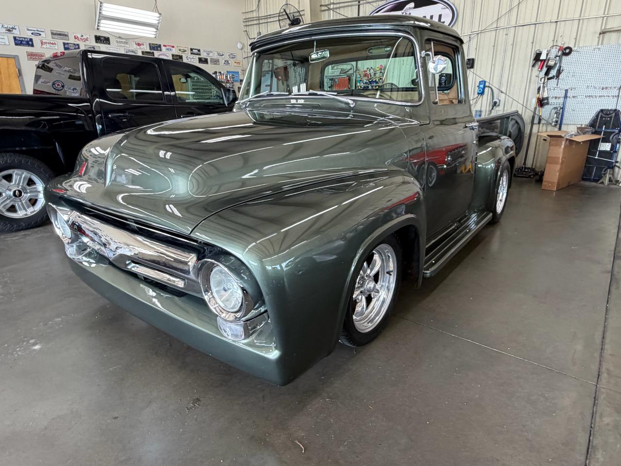 Ford F-100 Base 1956