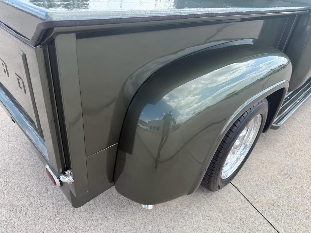 Ford F-100 Base 1956