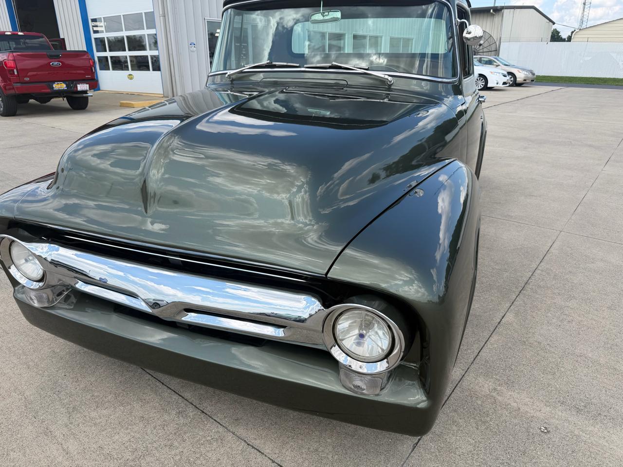 Ford F-100 Base 1956