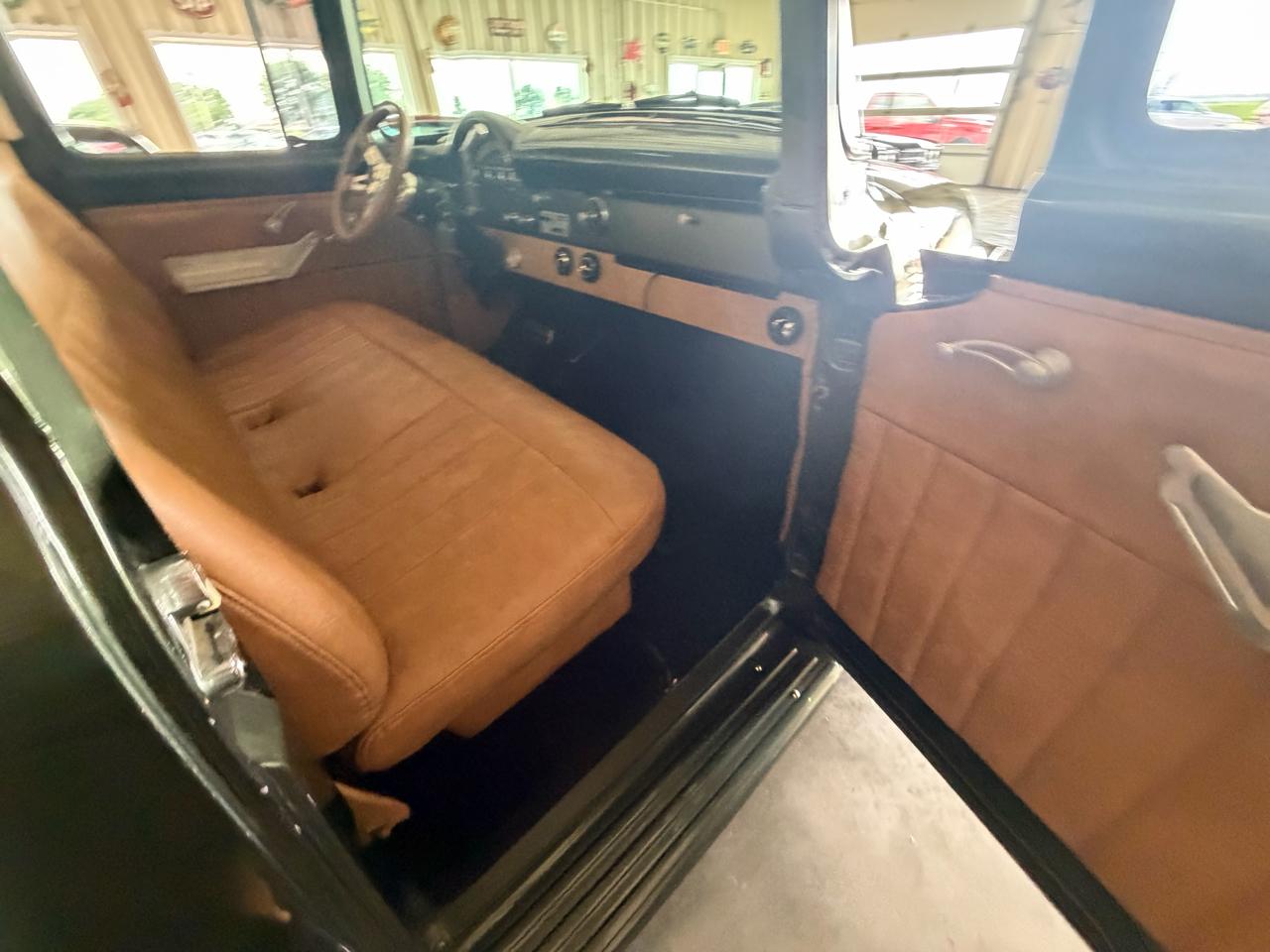 Ford F-100 Base 1956