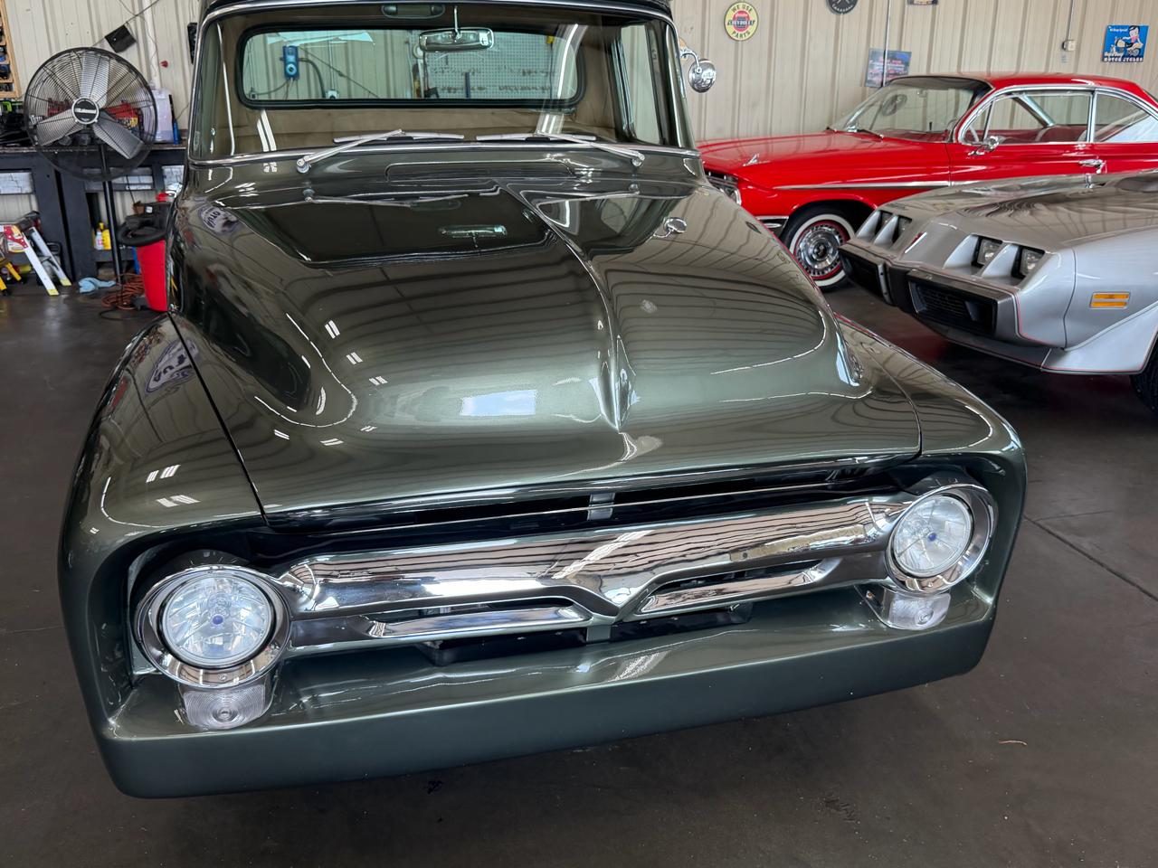Ford F-100 Base 1956