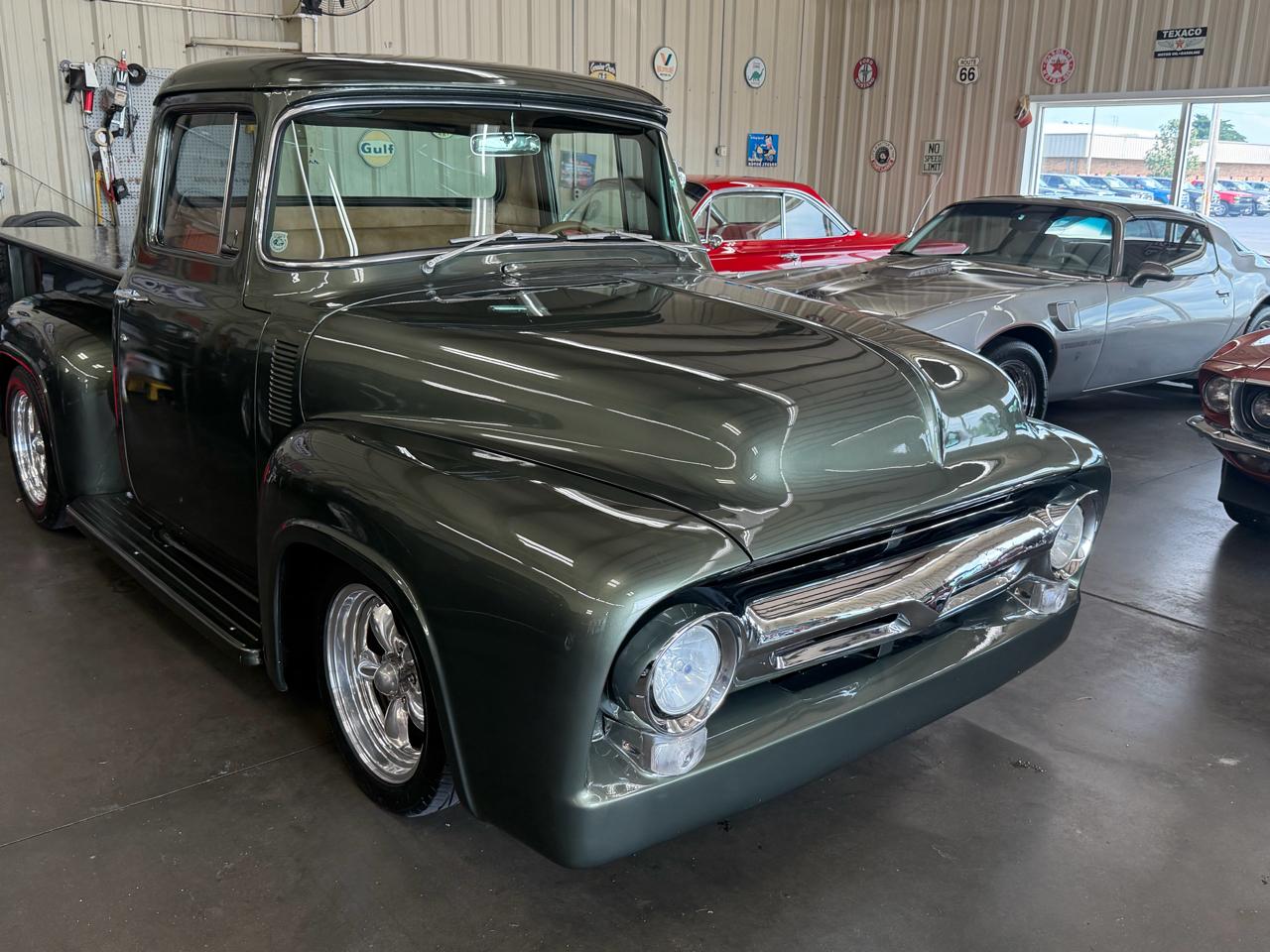 Ford F-100 Base 1956