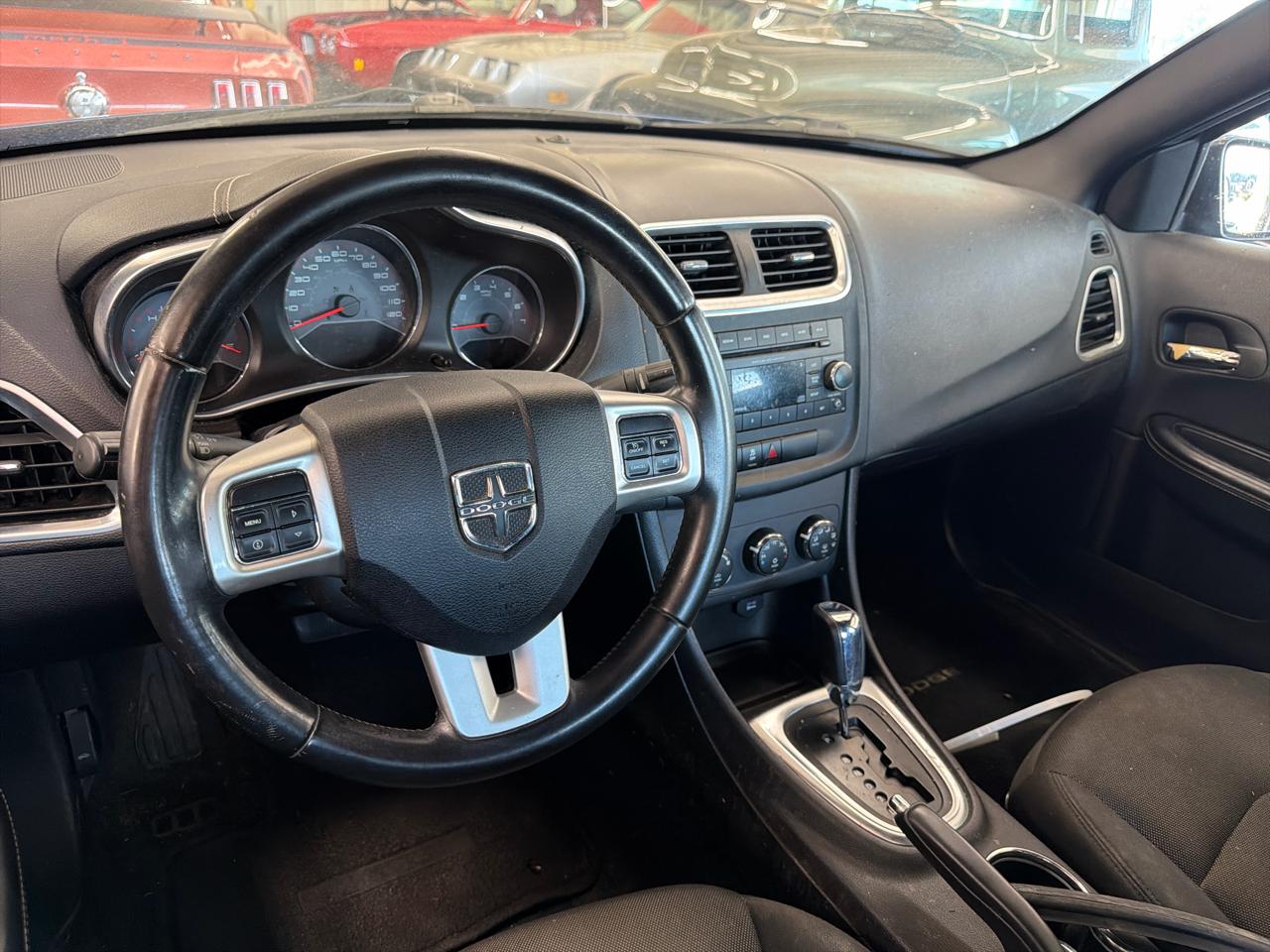 Dodge Avenger 4dr Sdn SXT 2013