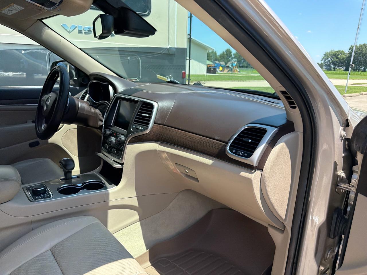 Jeep Grand Cherokee 4WD 4dr Overland 2014