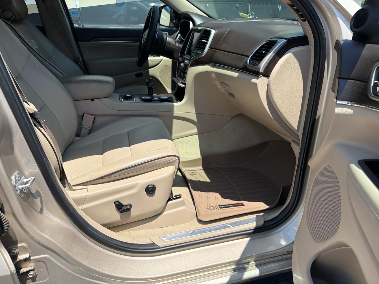 Jeep Grand Cherokee 4WD 4dr Overland 2014