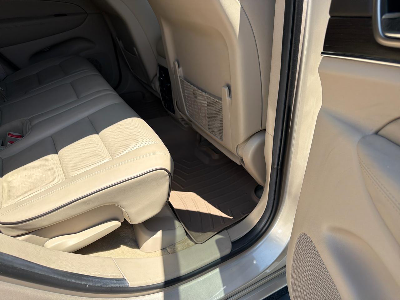 Jeep Grand Cherokee 4WD 4dr Overland 2014