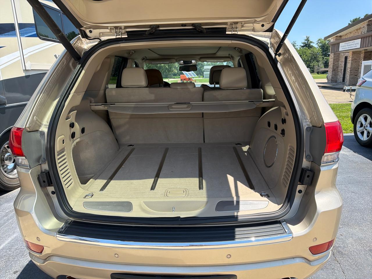 Jeep Grand Cherokee 4WD 4dr Overland 2014