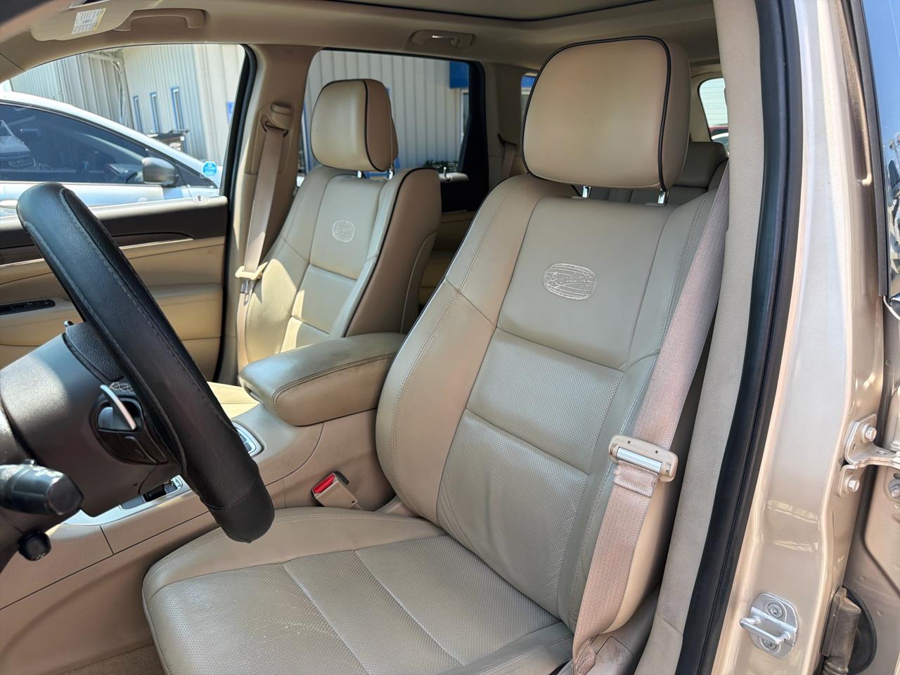 Jeep Grand Cherokee 4WD 4dr Overland 2014