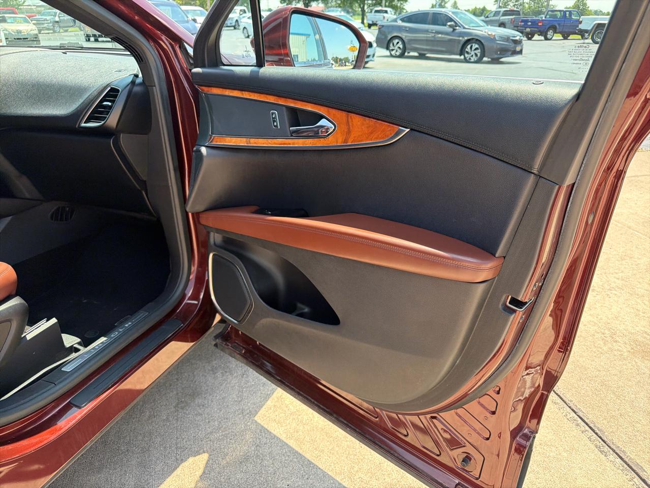 Lincoln MKX AWD 4dr Reserve 2016