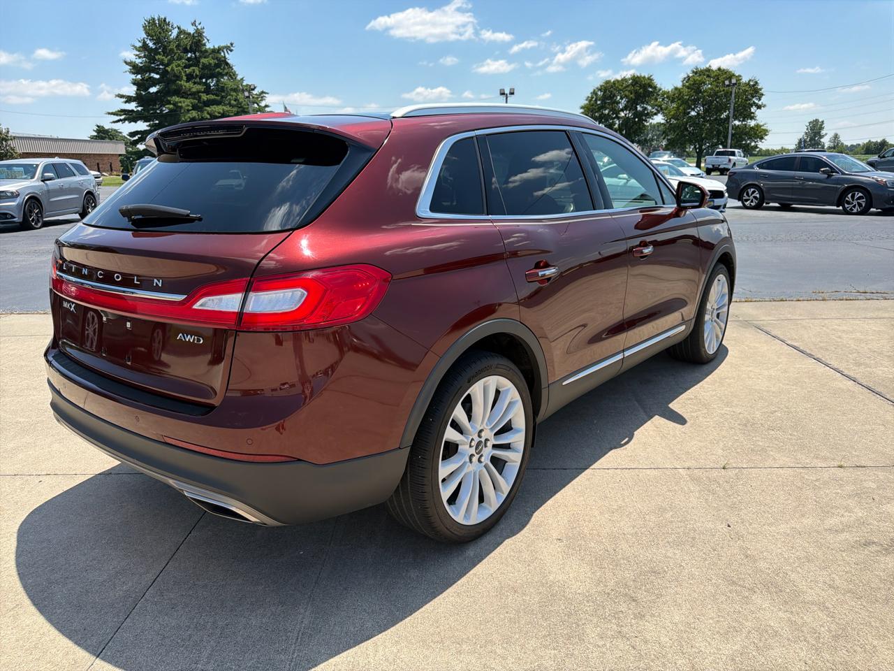 Lincoln MKX AWD 4dr Reserve 2016