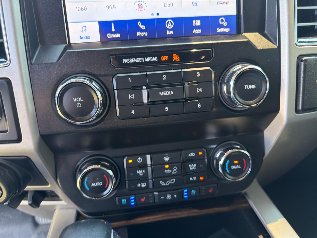 Ford F-150 Lariat SuperCrew 5.5-ft. Bed 4WD 2020