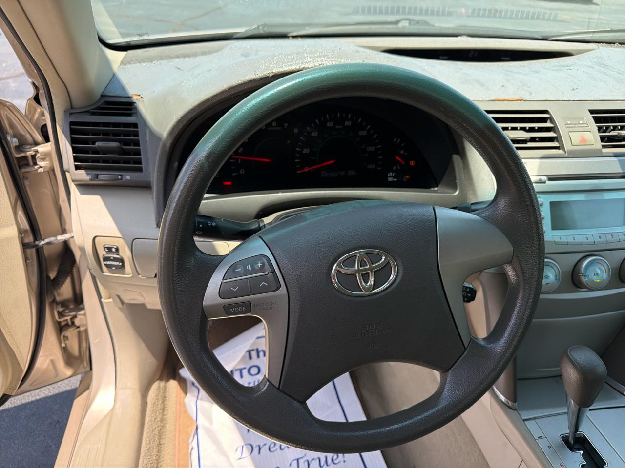 Toyota Camry 4dr Sdn I4 Man (Natl) 2009