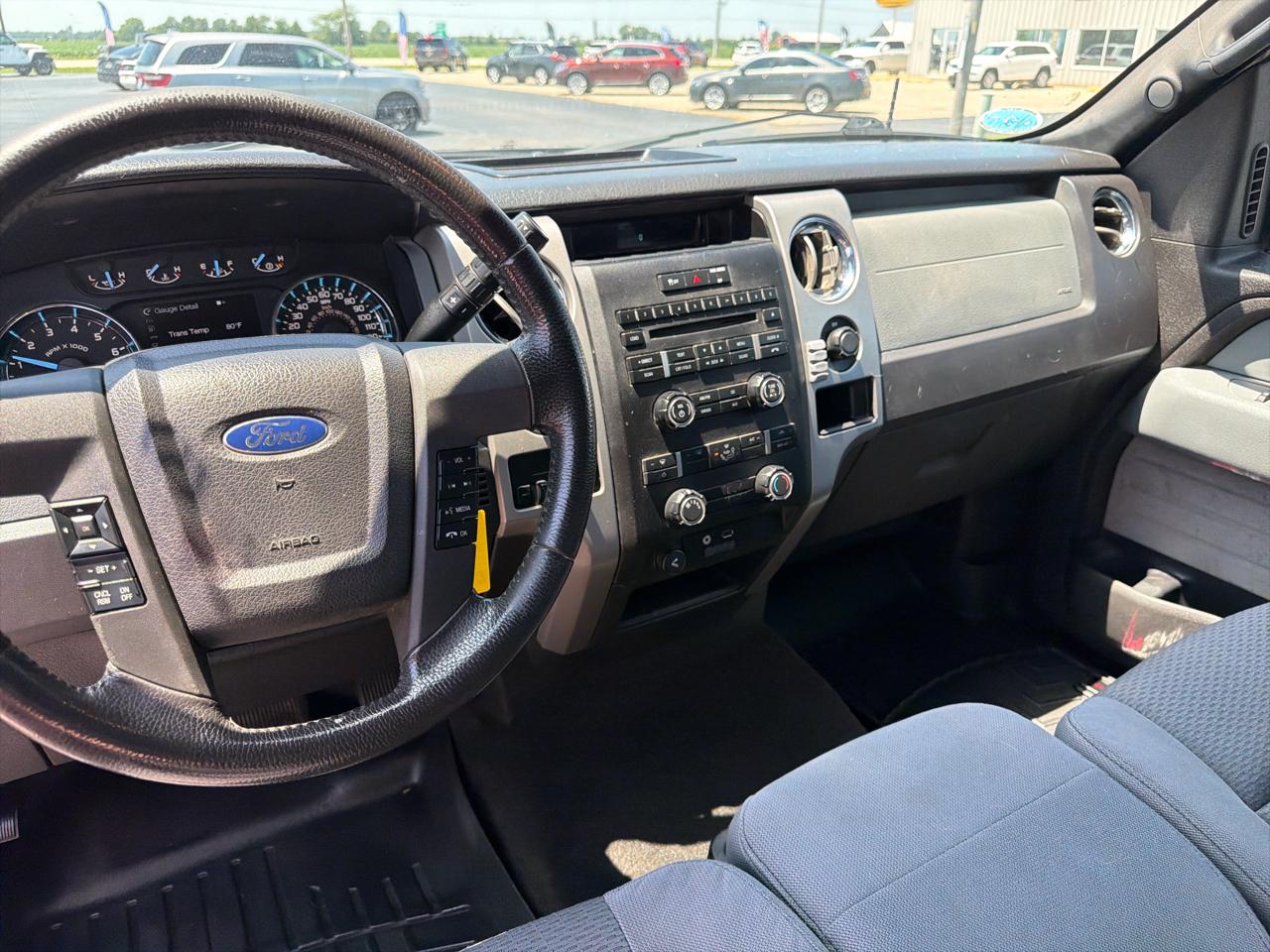 Ford F-150 4WD SuperCrew 145" Platinum 2012