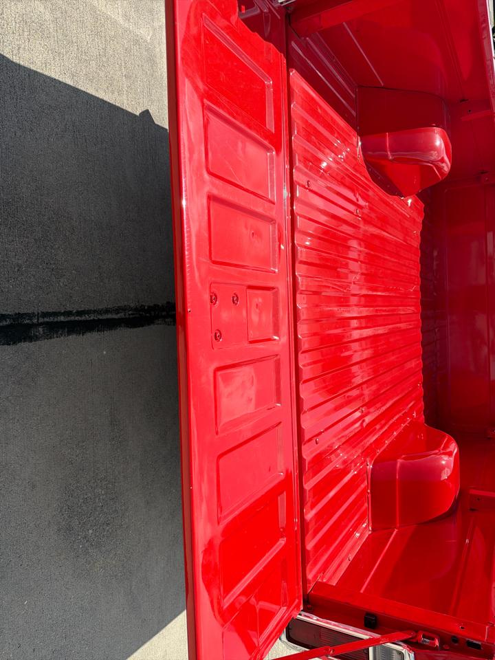 Chevrolet 1/2 Ton Pickups Fleetside 131.5" 1972
