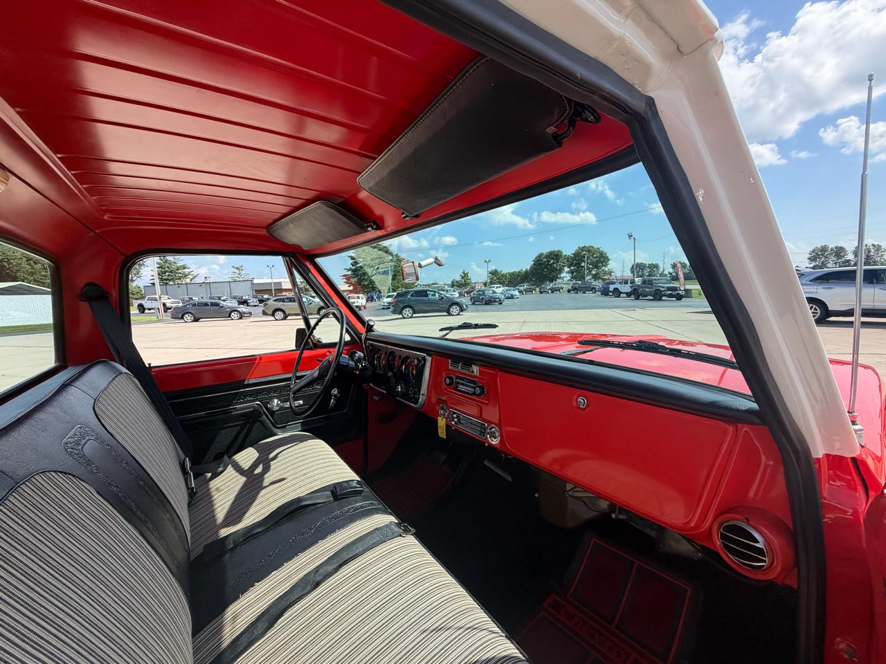 Chevrolet 1/2 Ton Pickups Fleetside 131.5" 1972