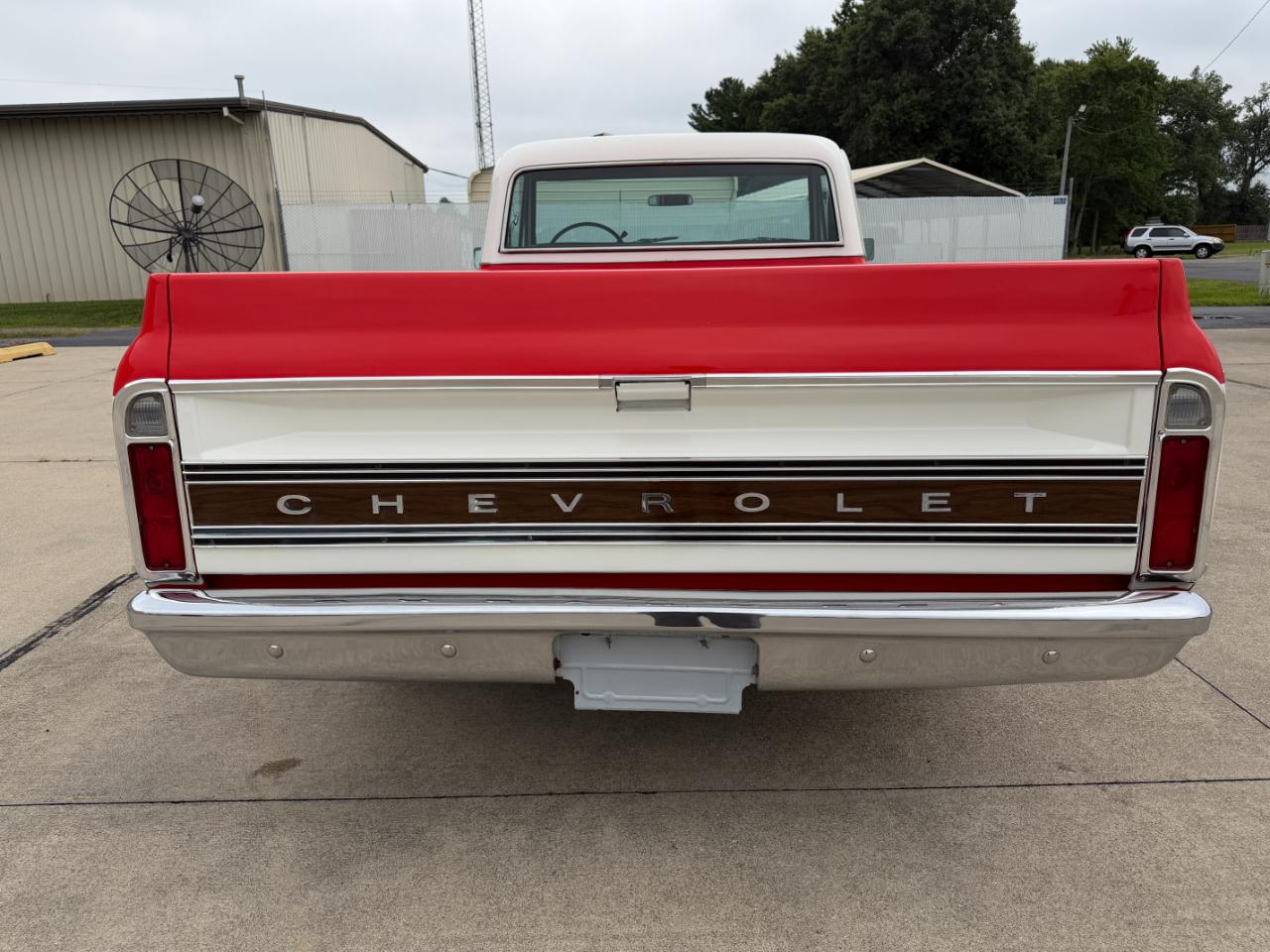 Chevrolet 1/2 Ton Pickups Fleetside 131.5" 1972